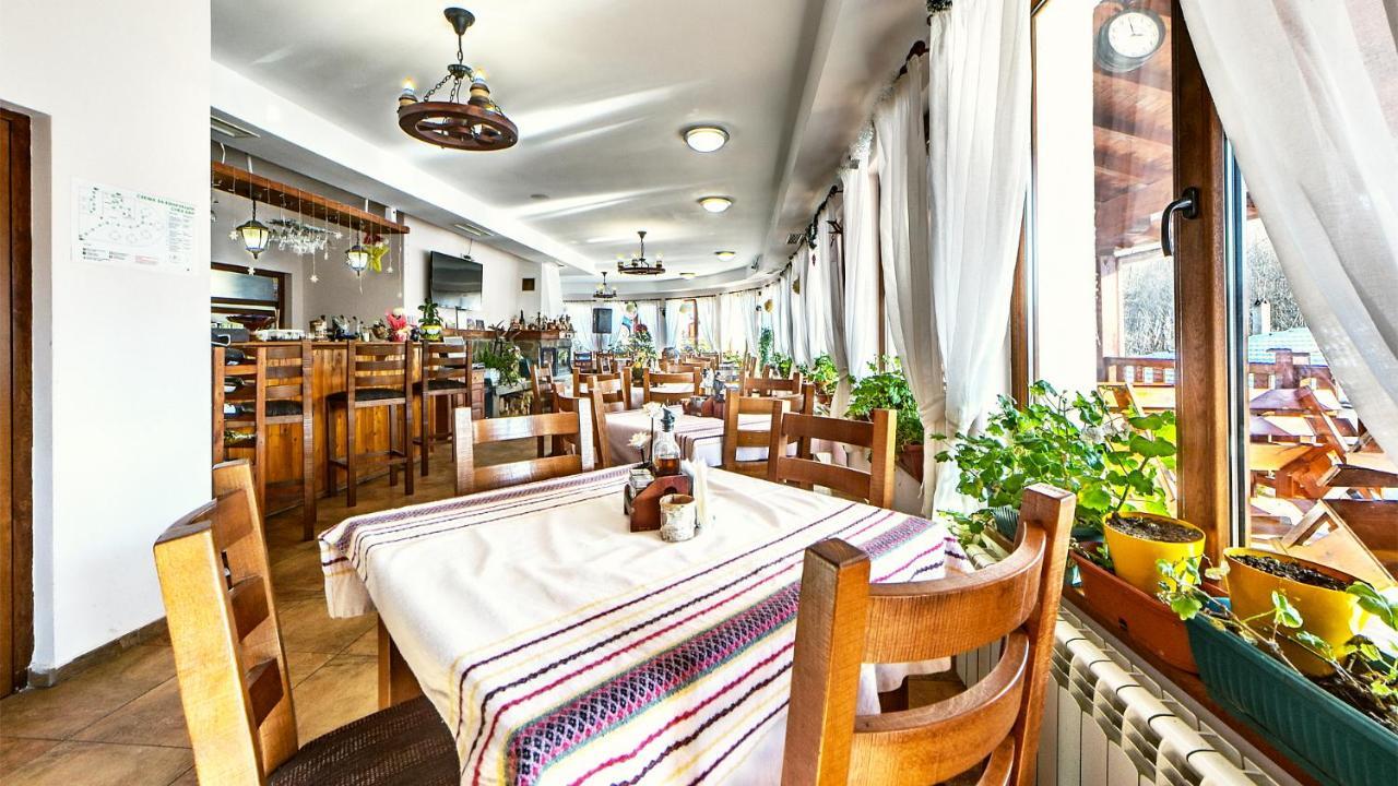 Family Complex Krisbo Hotel Donkovtsi Buitenkant foto